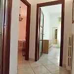 شقة Mary